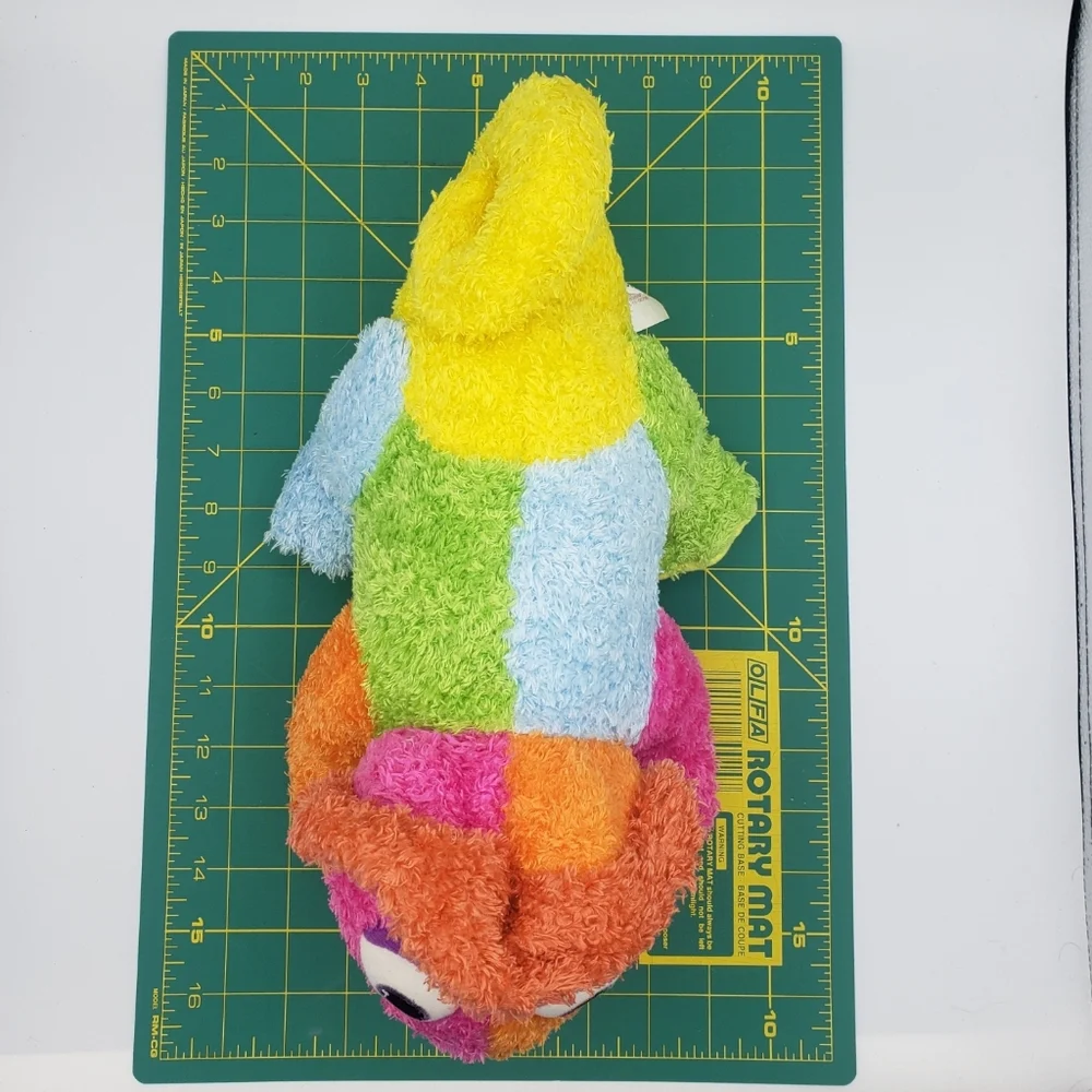 Kohls Cares Colorful Chameleon A Color of His Own 15
